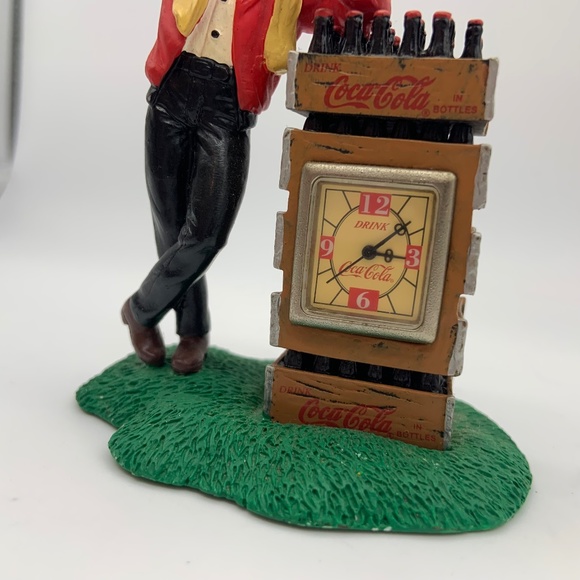 Vintage 1999 Coca-Cola Retro Delivery Man Old Fashioned Clock Figurine - Picture 9 of 13